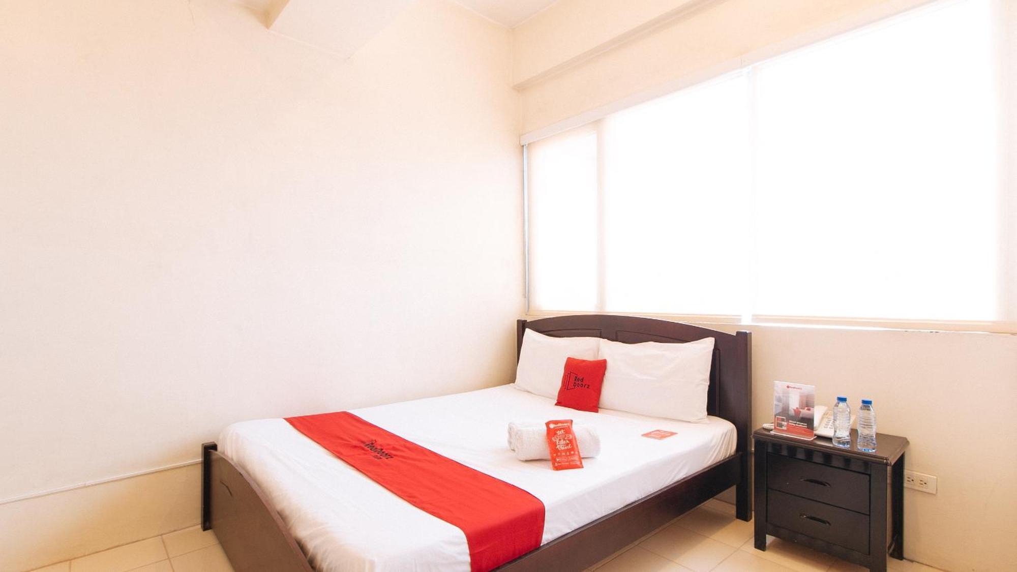 RedDoorz Plus @ E Rodriguez Corner Banawe Quezon City Zewnętrze zdjęcie