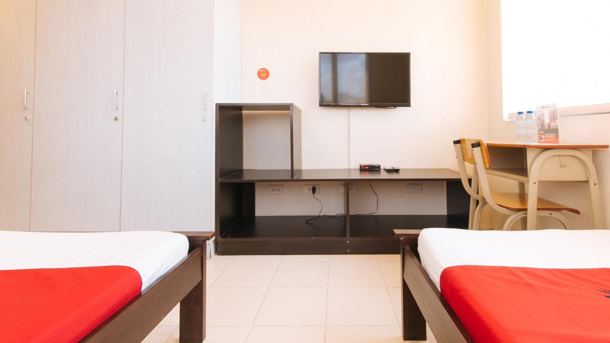 RedDoorz Plus @ E Rodriguez Corner Banawe Quezon City Zewnętrze zdjęcie