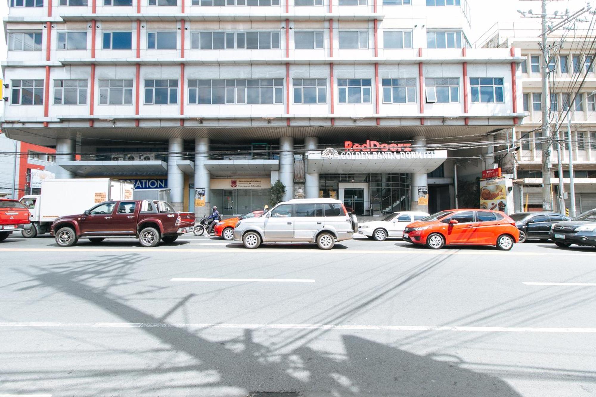 RedDoorz Plus @ E Rodriguez Corner Banawe Quezon City Zewnętrze zdjęcie