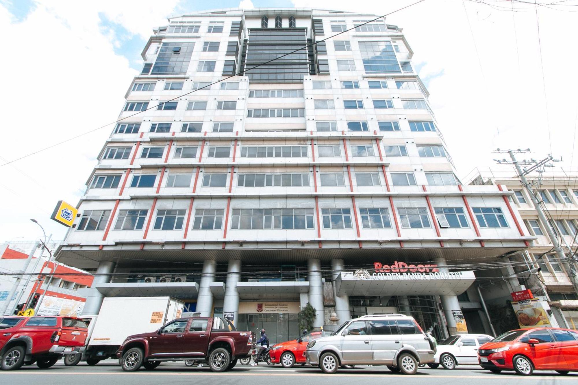 Hotel RedDoorz Plus @ E Rodriguez Corner Banawe Manila Zewnętrze zdjęcie