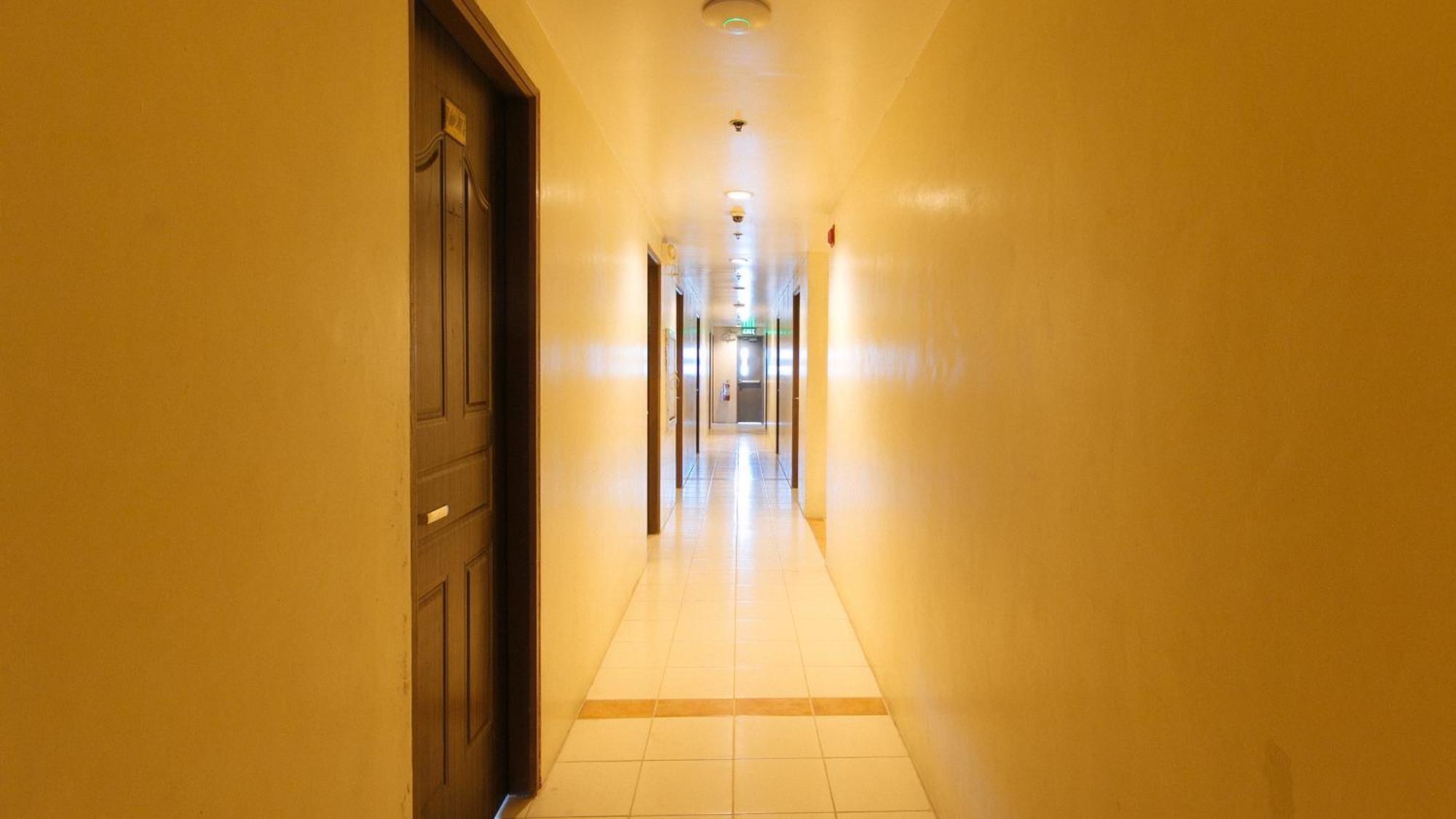 RedDoorz Plus @ E Rodriguez Corner Banawe Quezon City Zewnętrze zdjęcie